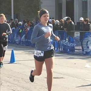 Meet your Posher, Lexa